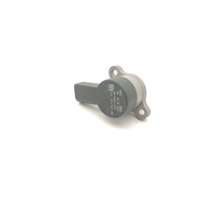Size Auto Fuel Pressure Regulator Metering Valve 05139699AA 5139699AA for C-CLASS